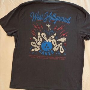 Men’s hollister tshirt size XL